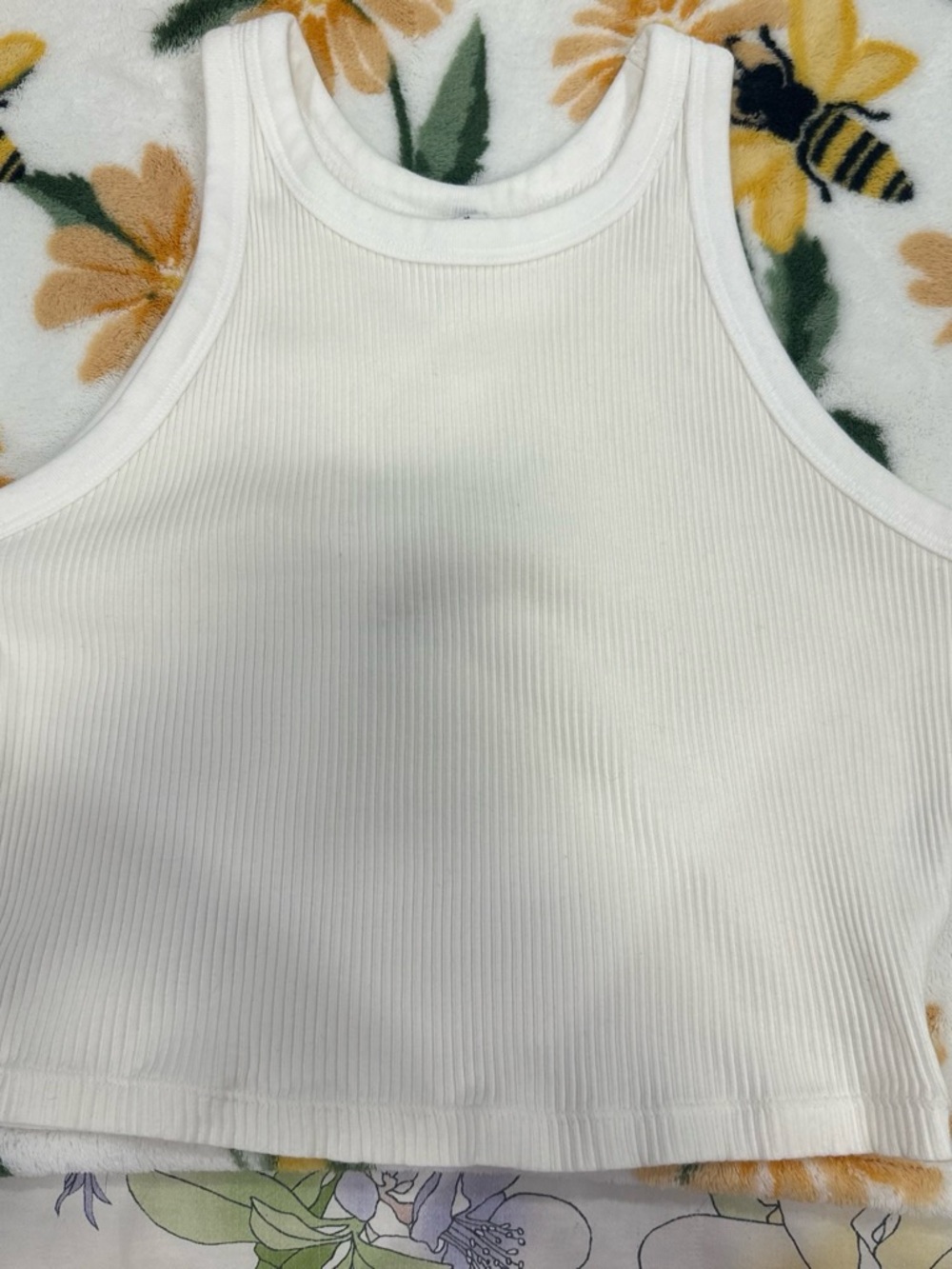 Uniqlo White Ribbed Cropped Tank Top